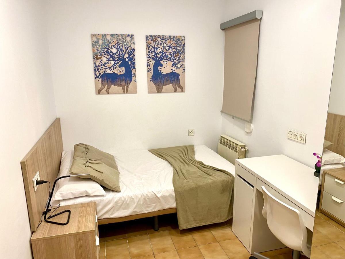Piso Centrico Con Parking A 20Min De Barcelona Apartamento Terrassa Exterior foto